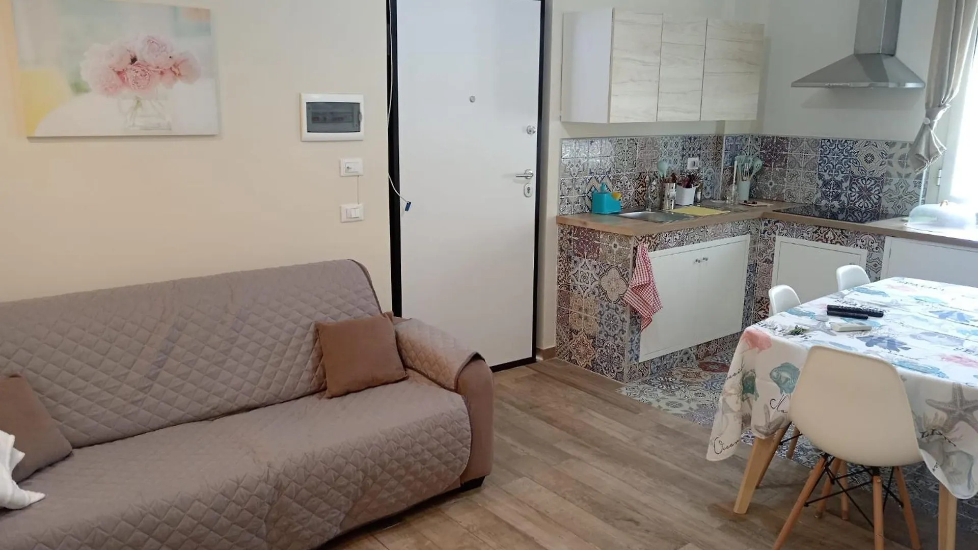 Virginia Holiday Home Mondello Italy